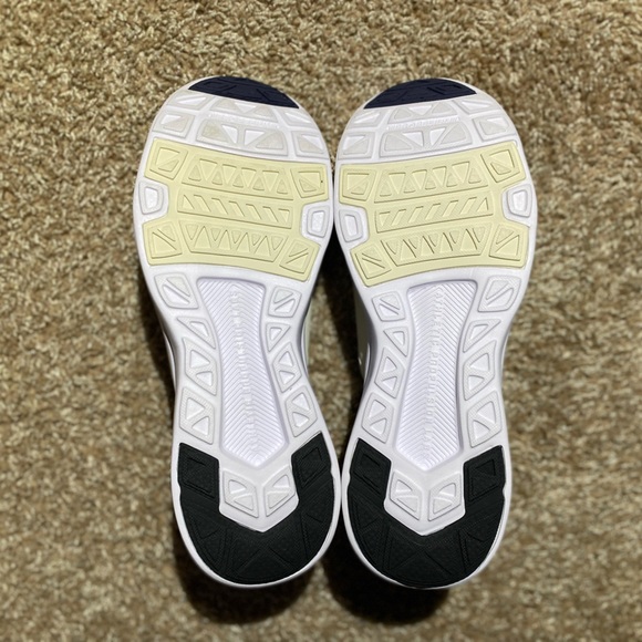 BNIB APL Women’s Techloom Bliss Shoes - Picture 3 of 4